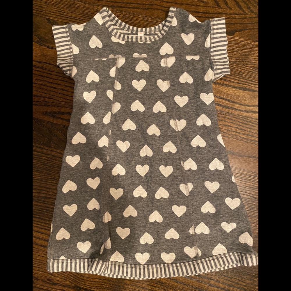 Brand new no tags size 110 Hanna Andersson dress